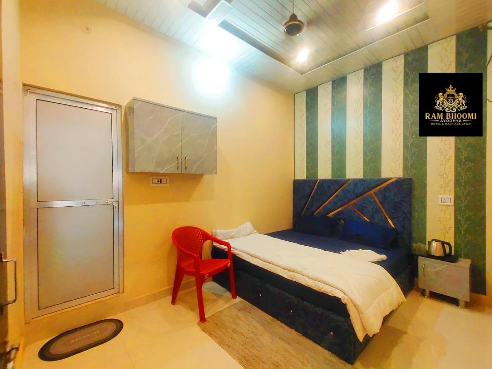 Hotel Rambhoomi Ayodhya Δωμάτιο φωτογραφία